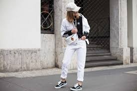 Tren Fashion Sporty-Chic Indonesia